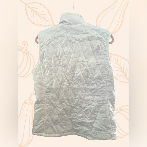 Ivory Puffer Vest ❄️ - Picture 3 of 5